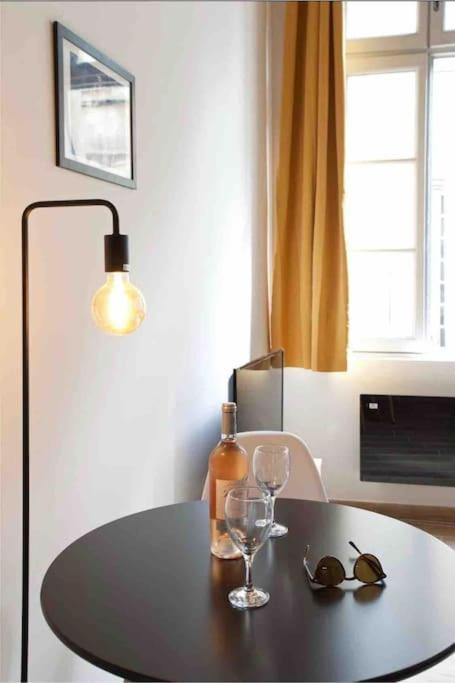 Appartement Lumineux En Centre-Ville Arles Esterno foto